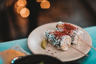 Esquites y elote preparado